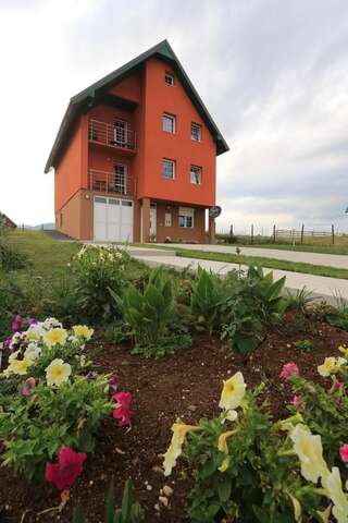 Апартаменты Apartments Millenium Жабляк Апартаменты с 2 спальнями и видом на горы-3